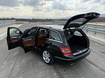 Mercedes-Benz Klasa C W204 1.8 2008r Kombi Avantgarde - 16