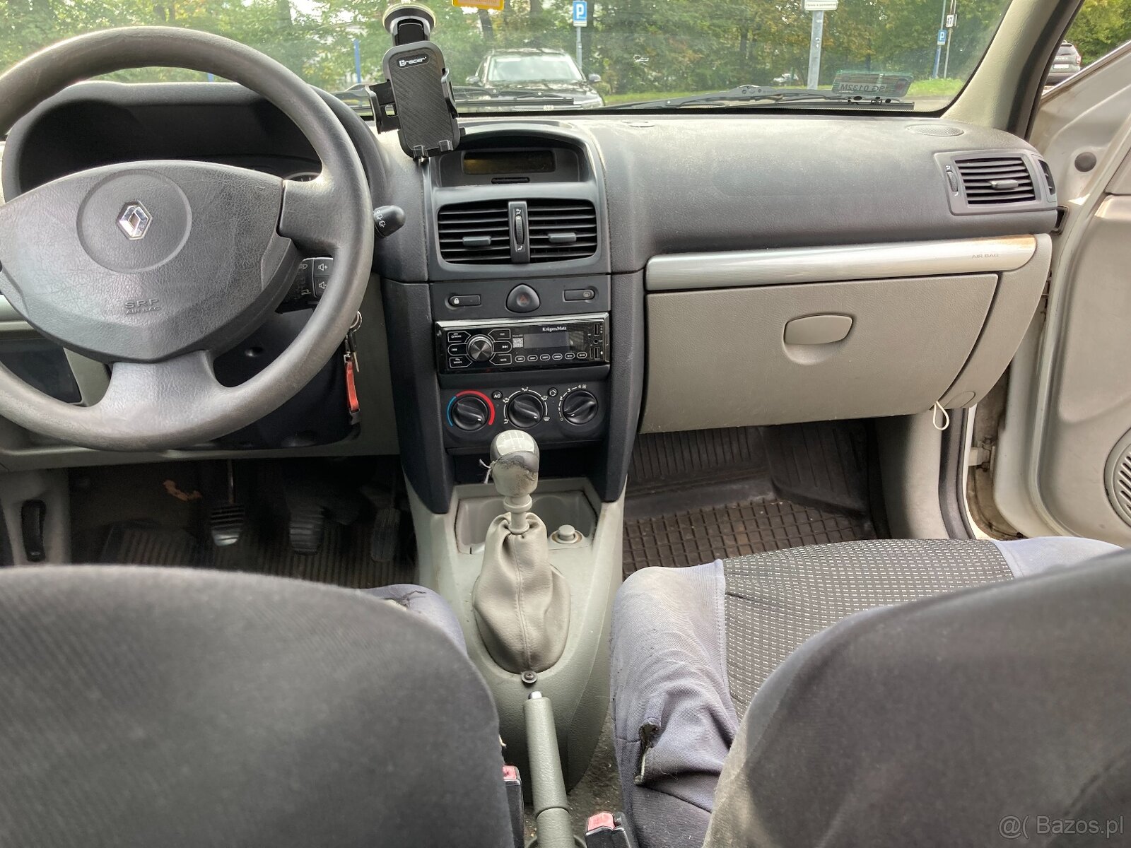 Renault Clio 1.4 Benzyna - 17