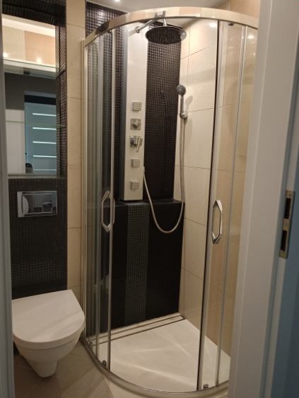 Sprzedam mieszkanie po generalnym remoncie - 17