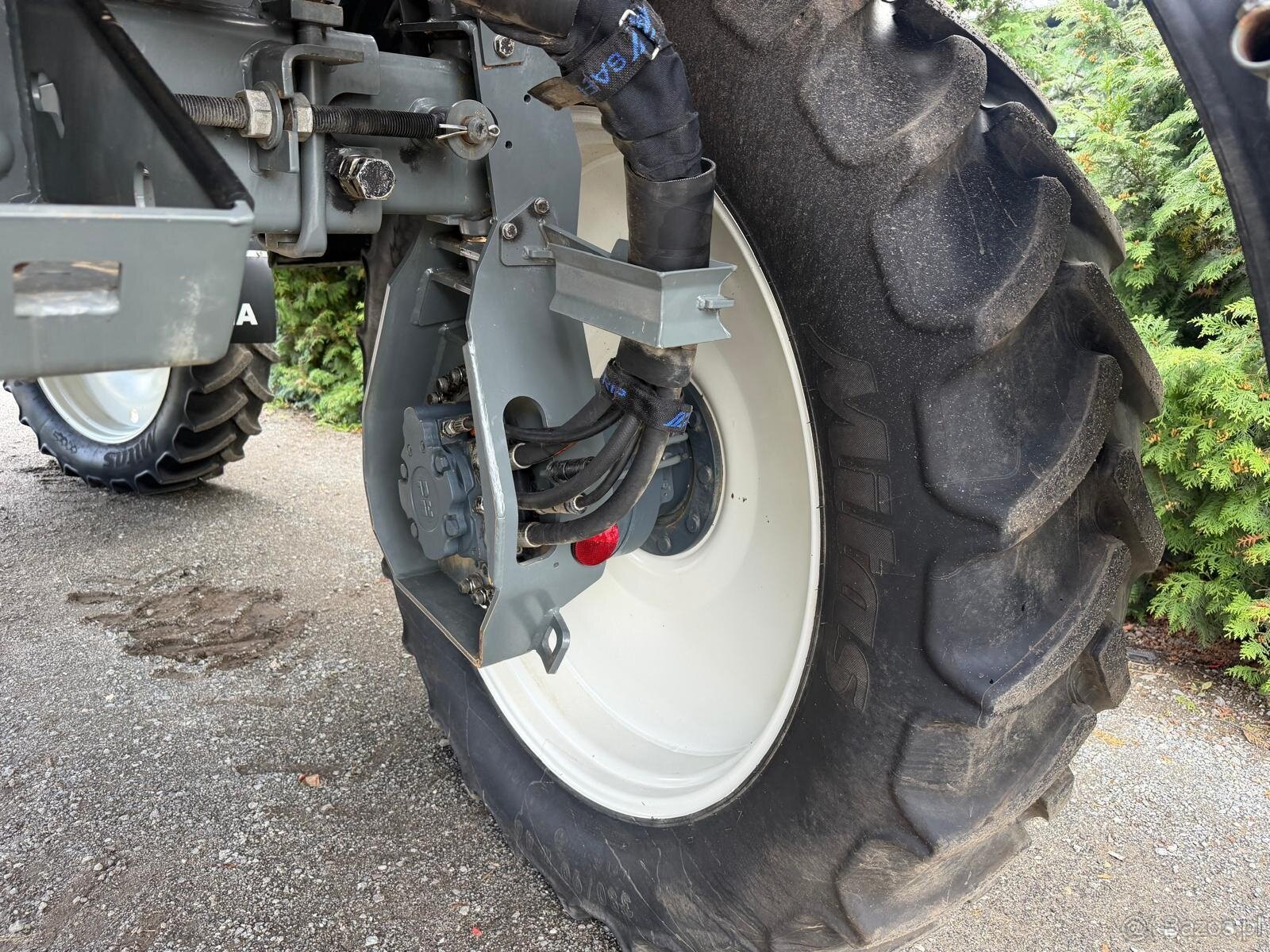 Opryskiwacz Samojezdny Hardi Evo 4100 ramiona 36 m z rękawem - 17