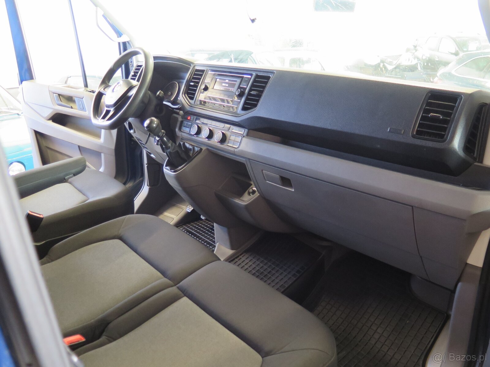 VW Crafter 2.0TDI, holowanie, VAT, LED, klimatyzacja, czujni - 17
