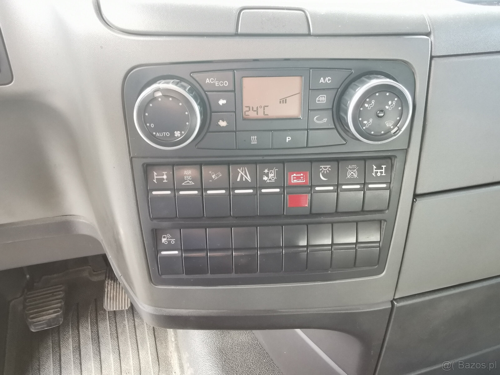 Sprzedam ciągnik siodłowy MAN TGX 18.440 EURO 6 z hydrauliką - 17