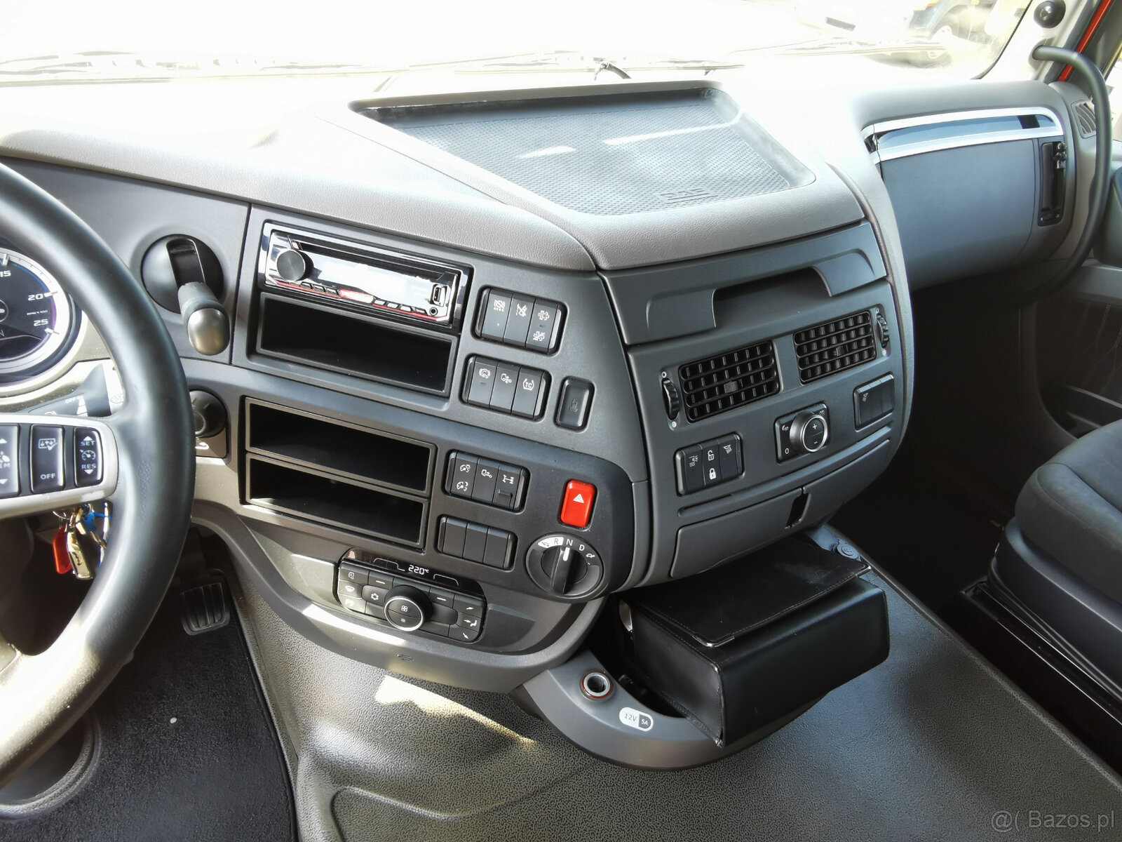 Sprzedam ciągnik siodłowy DAF XF 480 FT EURO 6 LD - 17