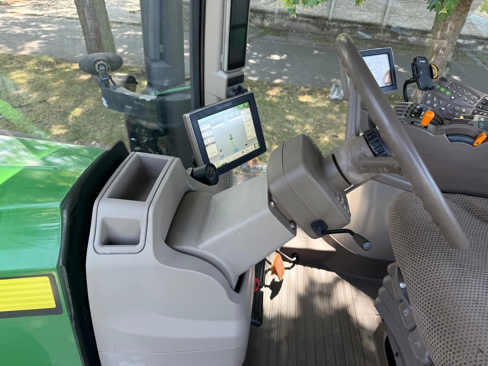 Ciągnik Rolniczy John Deere 8335R PowerShift GPS rok pro 201 - 17