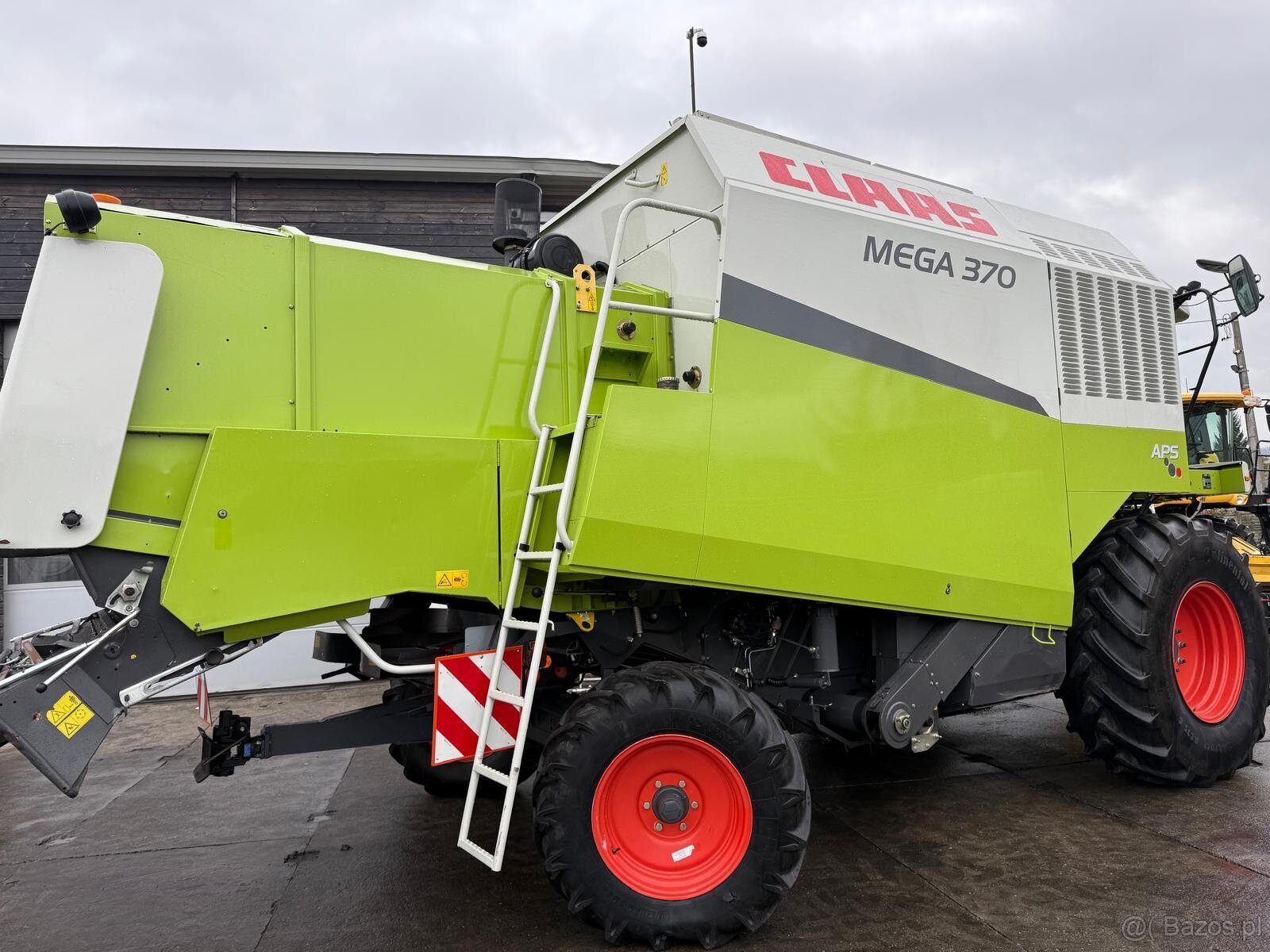 Kombajn zbożowy Claas Mega 370 rok pro 2007 heder 6m stół do - 17