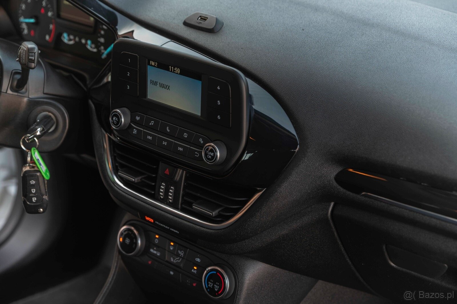FORD FIESTA - 17