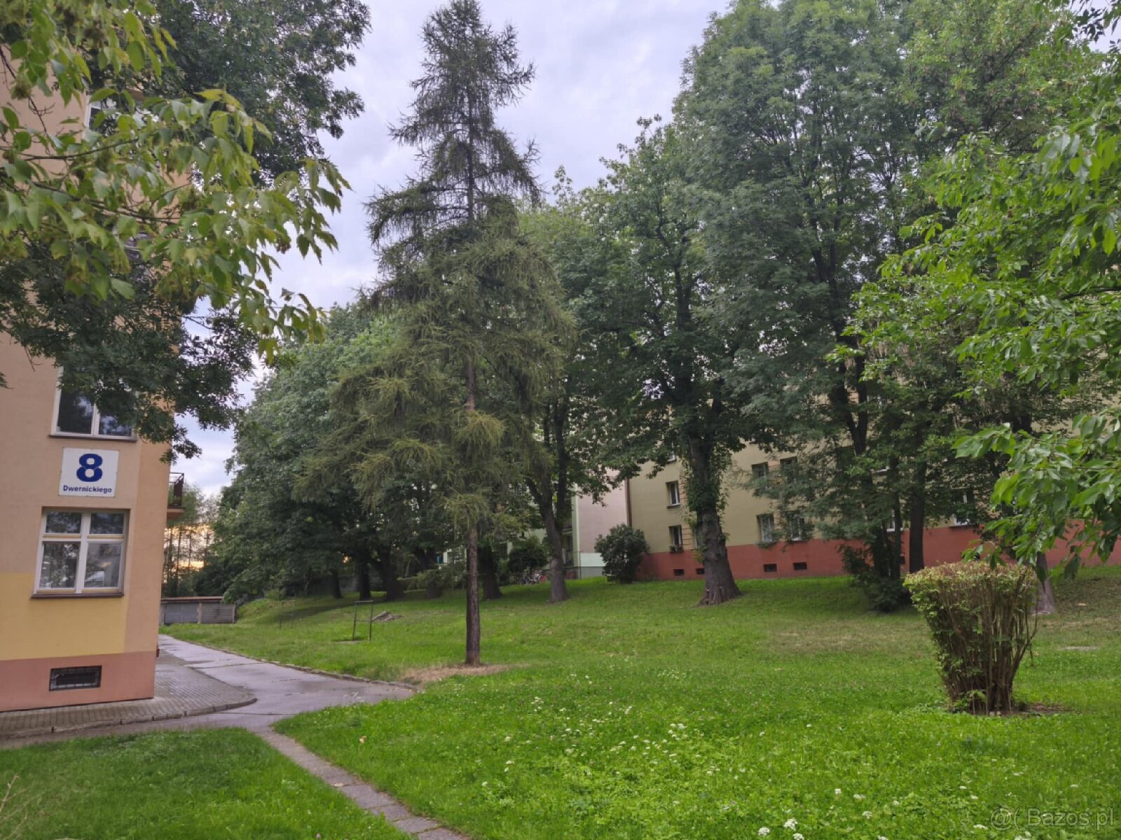 Mieszkanie z niskim czynszem - 3 pokoje - 17