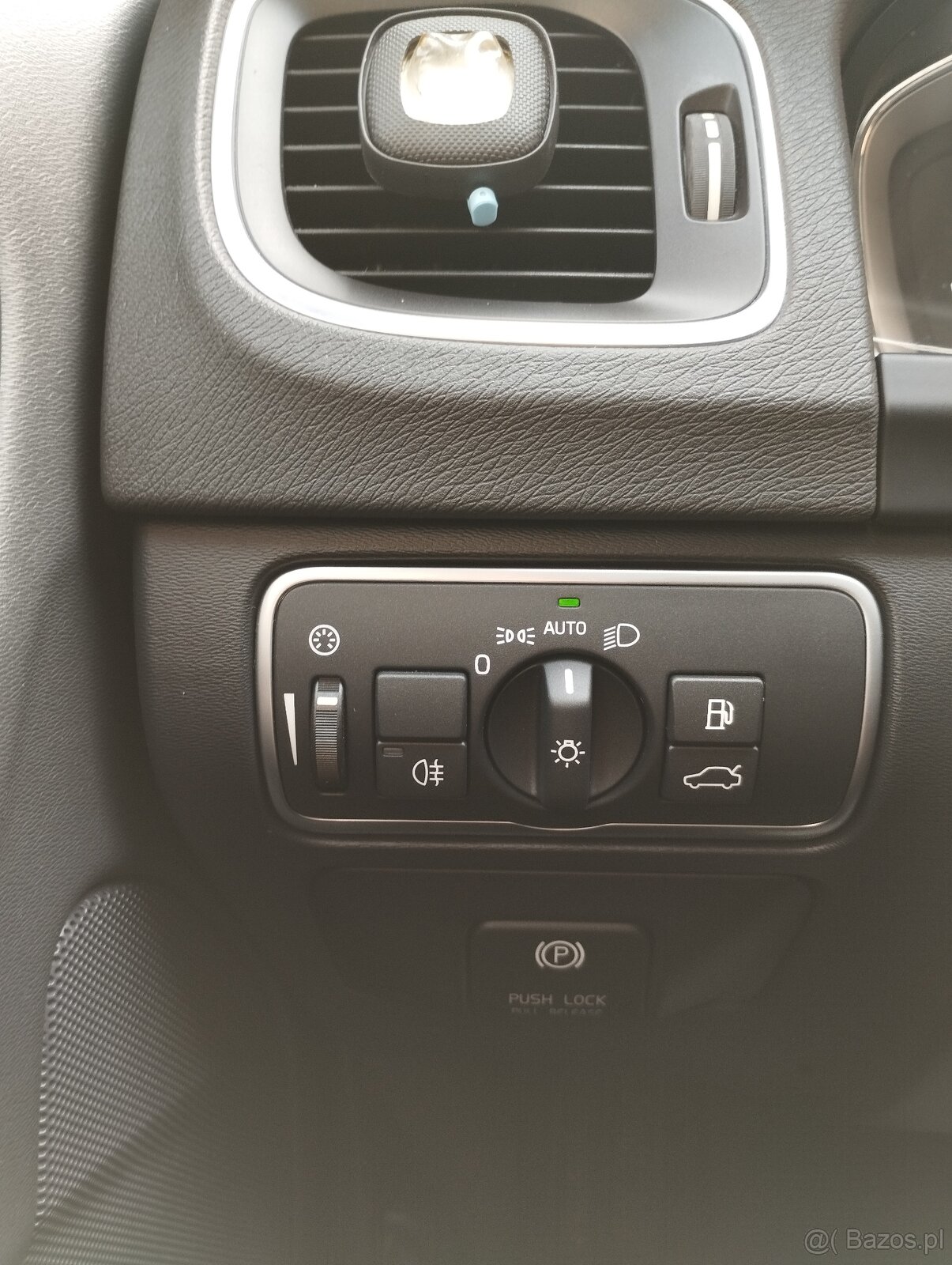 Volvo S60 2015r 2.0 T5 245KM AUTOMAT KEYLESS KAMERA CZUJNIKI - 17