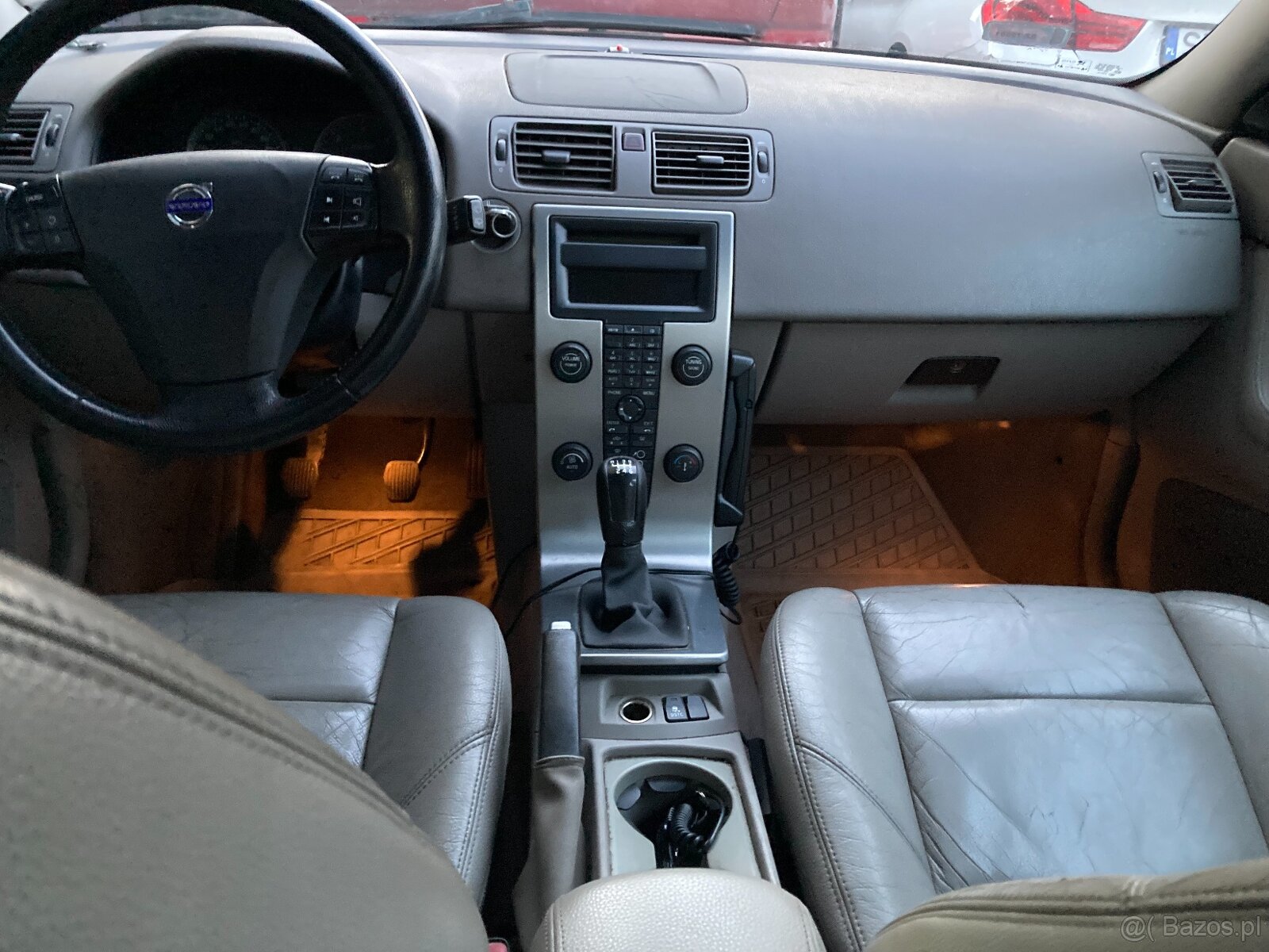 V 50 Bardzo Dobrze Wyposażony - 17