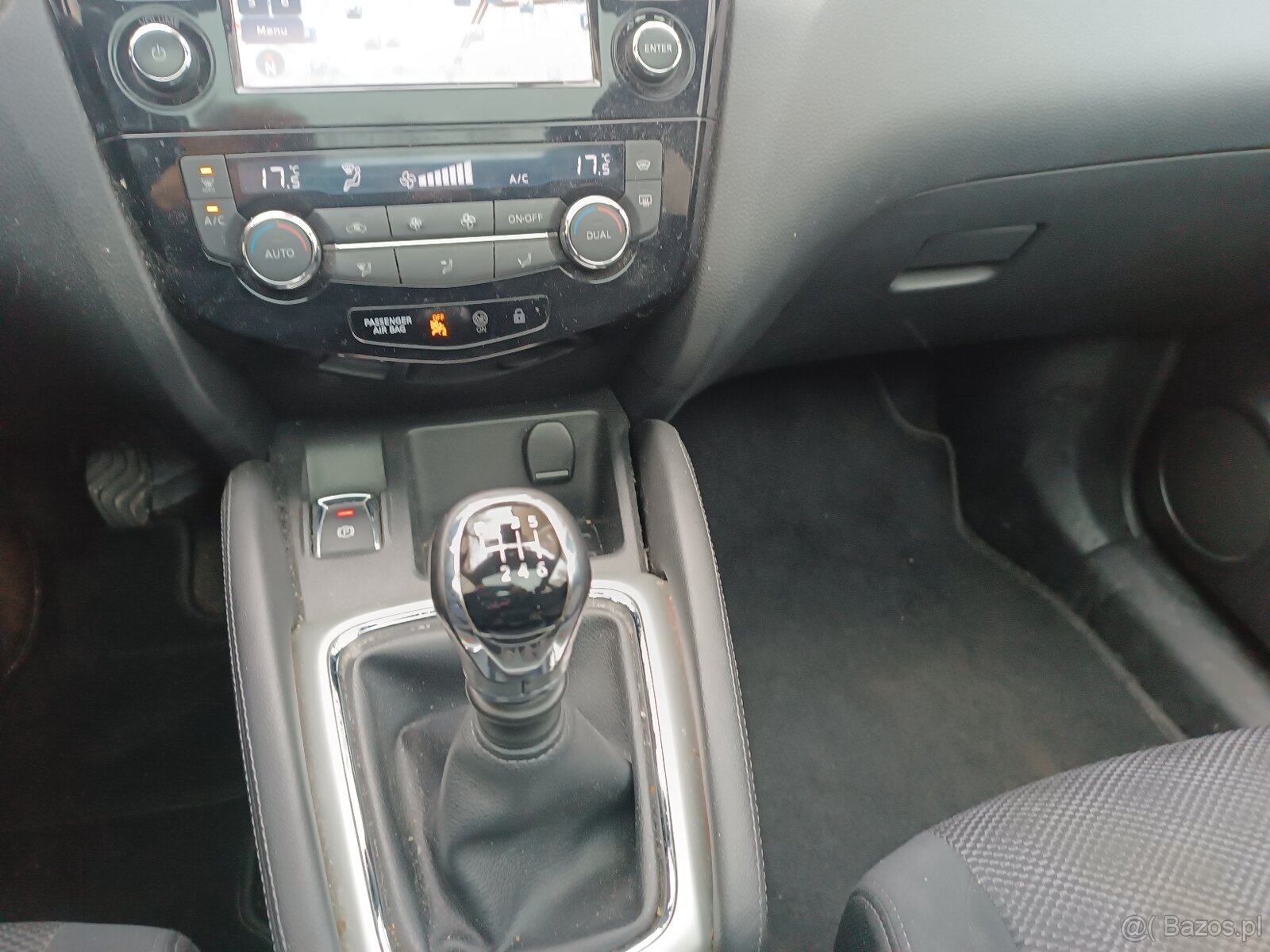 Nissan Qashqai 1.2 DIG-T N-Connecta salon Polska 2016r. S - 17