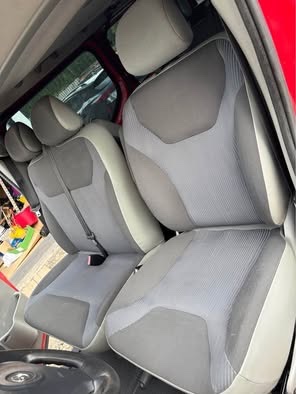 Opel Vivaro 2007 2.0 cdti 115 9osob - 17