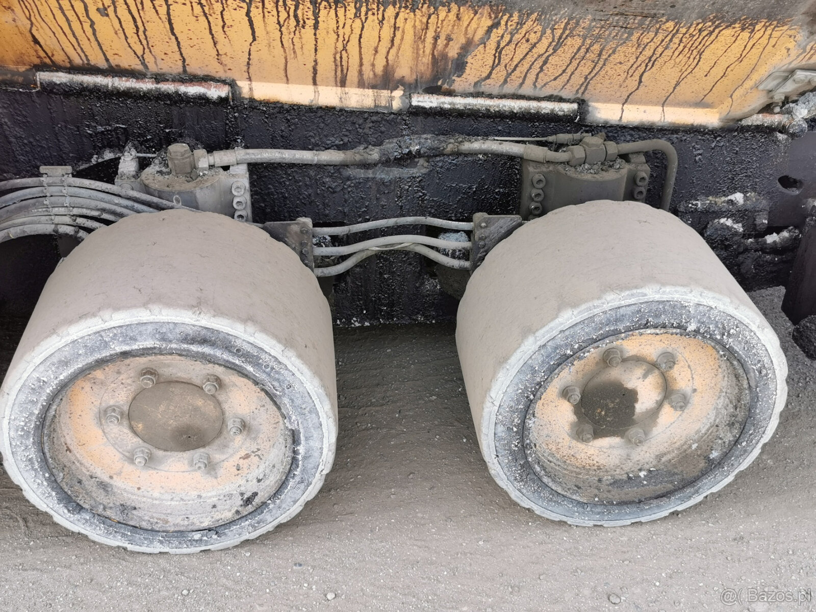 Sprzedam układarka kołowa VOLVO ABG P6870C - 17