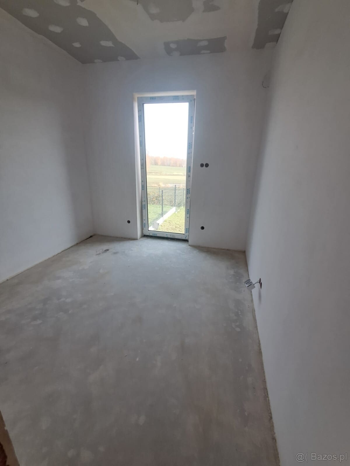 Nowoczesny dom w zabudowie bliźniaczej – 91 m², Chełmce - 17