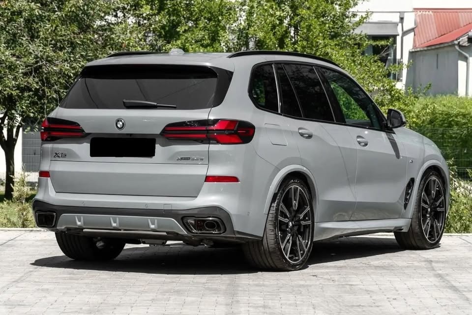 2025 BMW X5 50e xDrive M SPORT Hybrid - 17