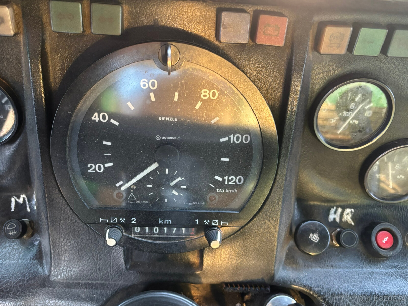 Sprzedam TATRE T815 6X6.2 z hydraulicznym podnośnikiem - 17