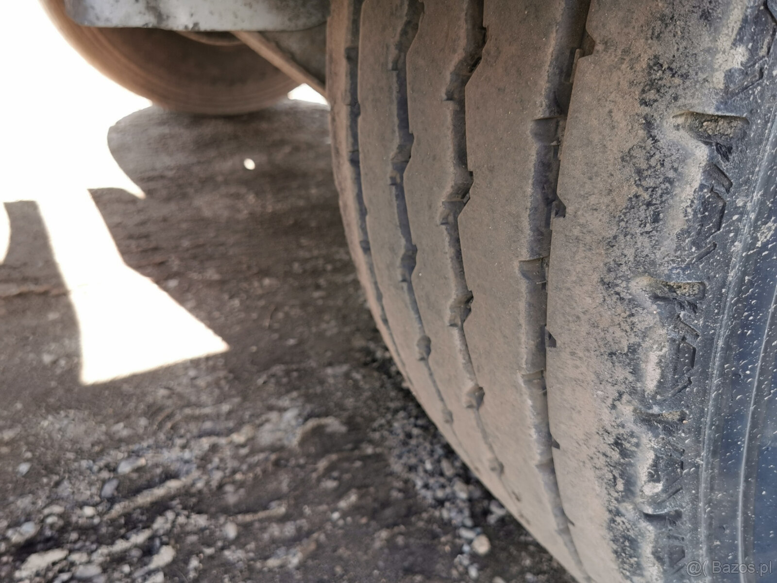 Sprzedaję naczepę wywrotkę STAS S300CX o pojemności 50 m3. - 17