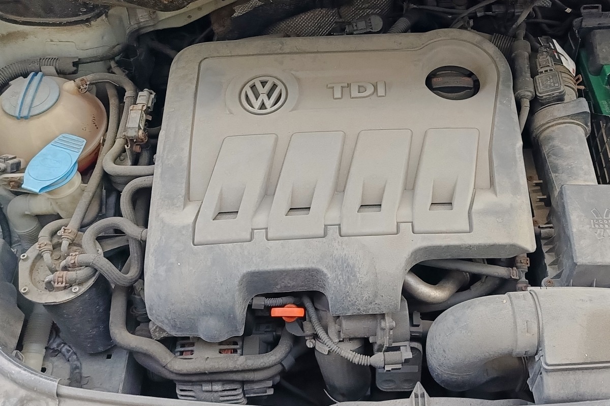 🚗 VW Caddy Maxi 1.6 TDI (2012) – Niezawodny XL do pracy - 17