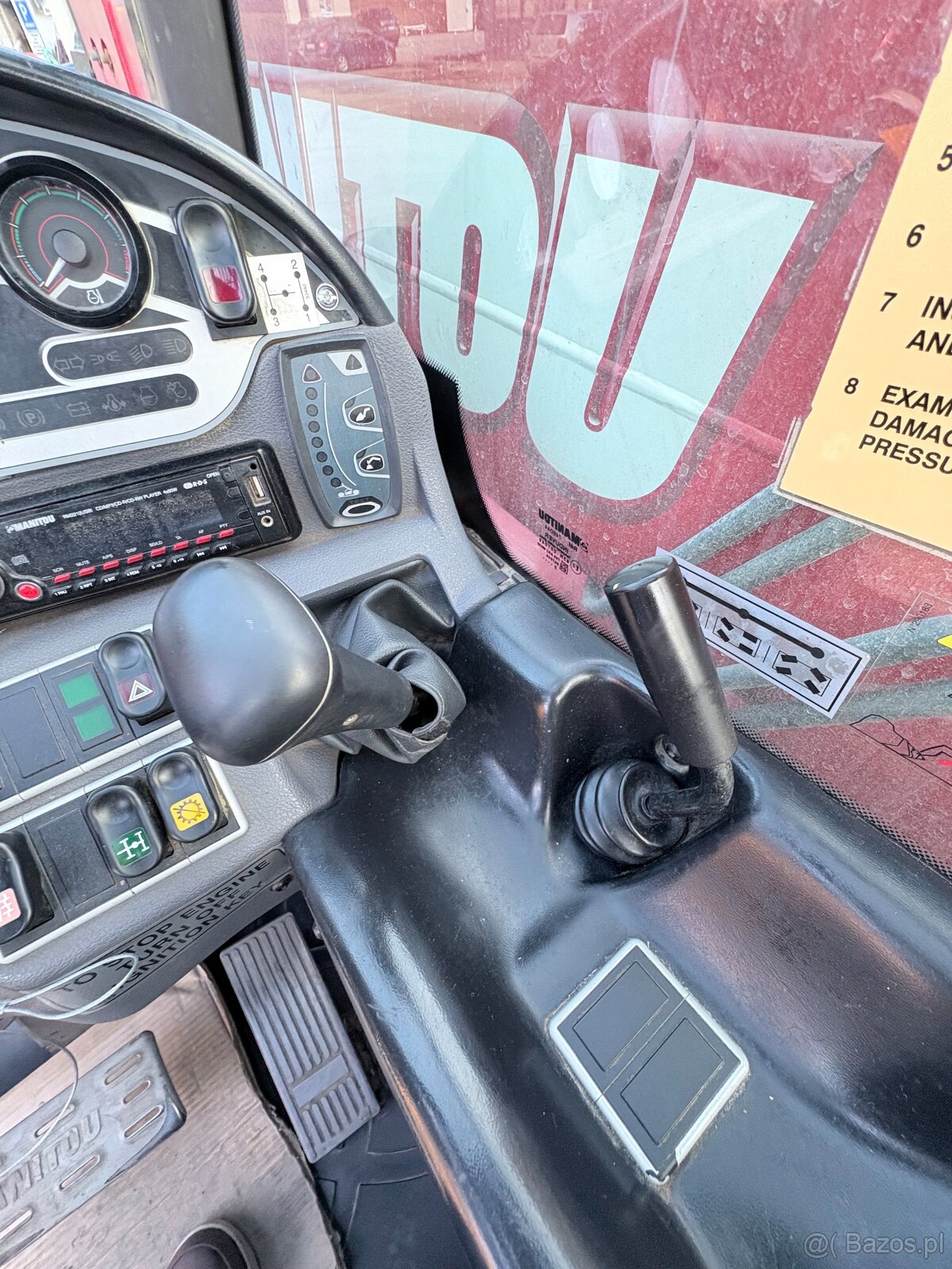 Sprzedam ładowarkę teleskopową Manitou MT 932 - 17