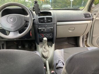 Renault Clio 1.4 Benzyna - 17