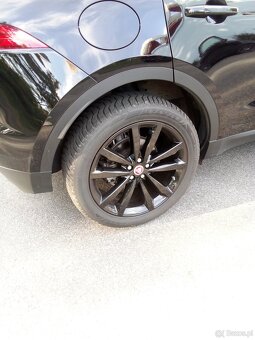 Sprzedam Jaguar e-Pace - 17