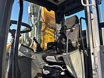 LIEBHERR A 914 COMPACT KOPARKA KOŁOWA 2014R | Liebherr R 914 - 17