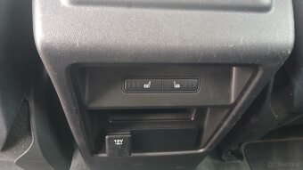 Land Rover Discovery Sport HSE, 3/2018, AT/9, 2,0 DIESEL, - 17