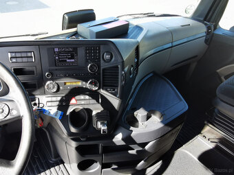 Sprzedam MERCEDES-BENZ ACTROS 1845 E6 Low-Deck - 17