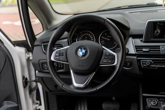 BMW seria 2 - 17