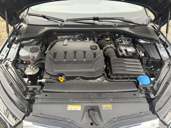 BMW IX Xdrive 40, r.6/2022, klima, panorama, 1. wlasciciel - 17