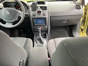 Megane 1.6 benzyna - 17