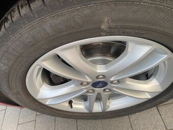 150 KONI TITANIUM FUL LEDY NAWIGACJA Radio sync3 - 17