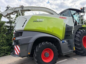 Sieczkarnia do kukurydzy Claas Jaguar 840 4x4 centralne sma - 17