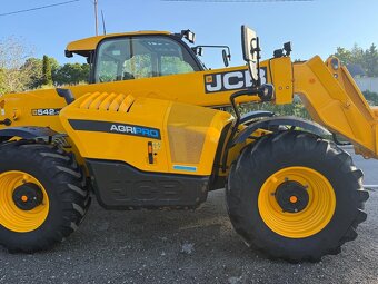 Ładowarka Teleskopowa JCB 542-70 AGRIPRO. DUALTECH VT 2450mt - 17