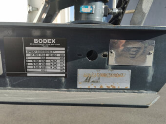 Sprzedam naczepę wywrotkę BODEX KIS3WA o pojemności 55 m3 - 17