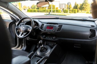 KIA SPORTAGE - 17