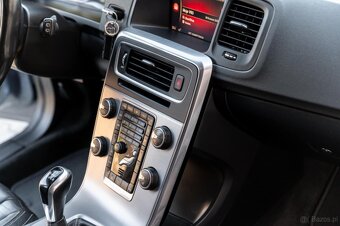 VOLVO V60 - 17