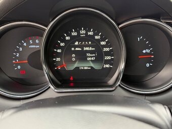 Kia Ceed Combi SW 1.6 CRDI 100Kw GT- LINE - 17