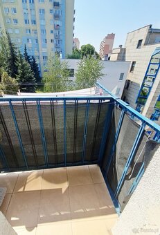 Mieszkanie 3 pokojowe o pow. 48m2, balkon, III p.,os. Asnyka - 17