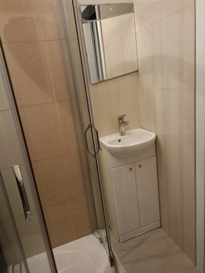 Sprzedam mieszkanie po generalnym remoncie - 18