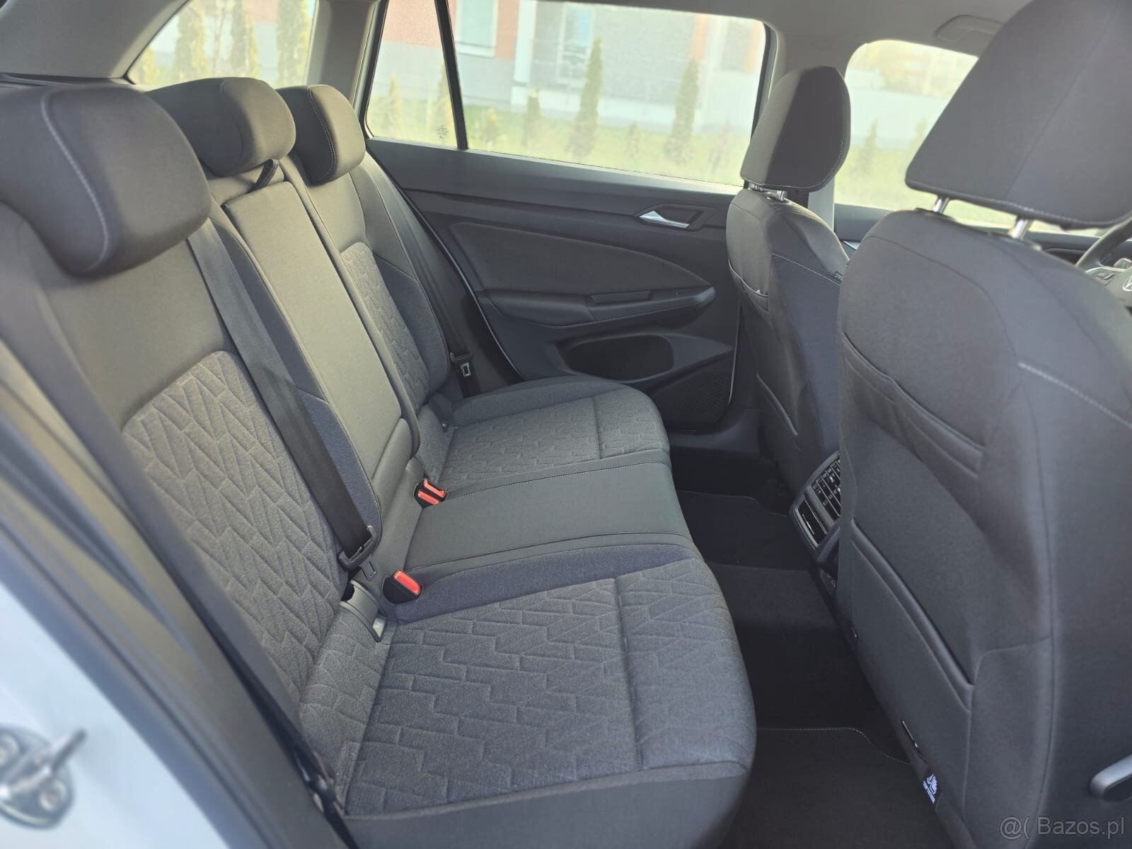 VW Golf Hybrydowy FV21% Nowy samochód automat - 18