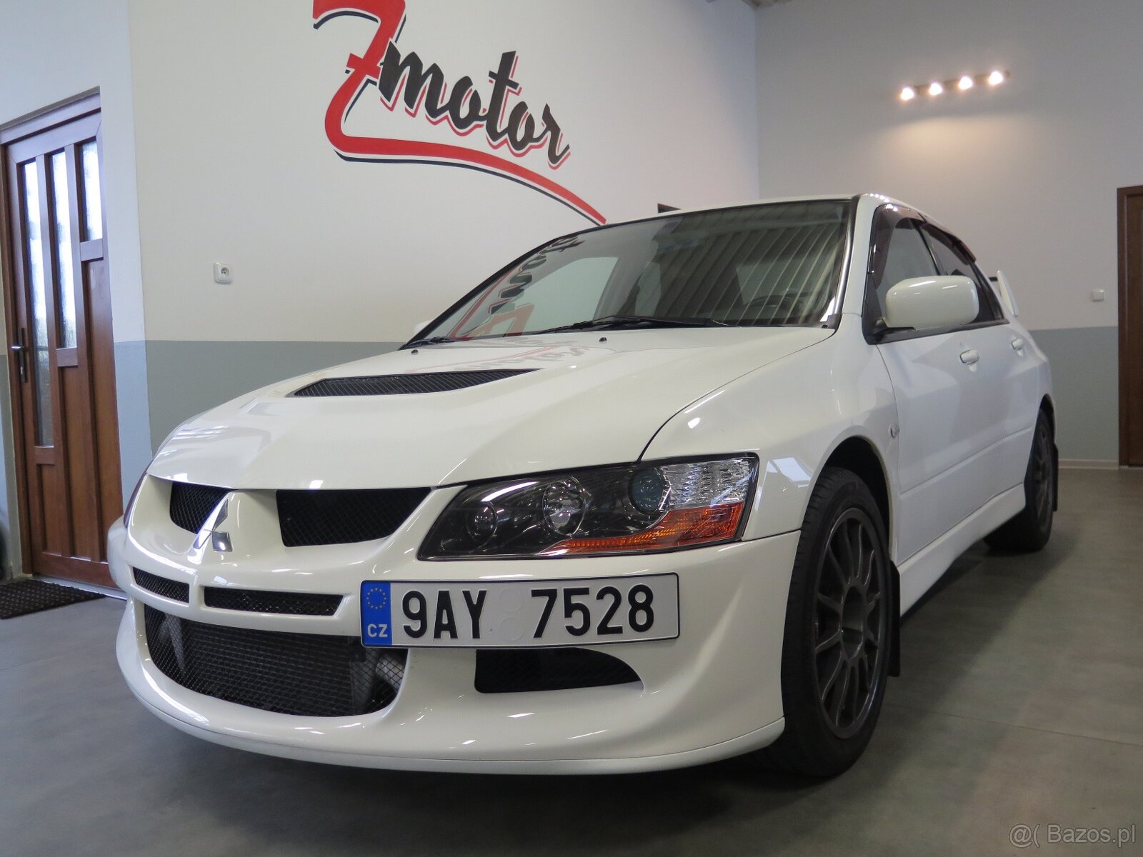 Mitsubishi Lancer Evolution VIII MR FQ 320 - 18