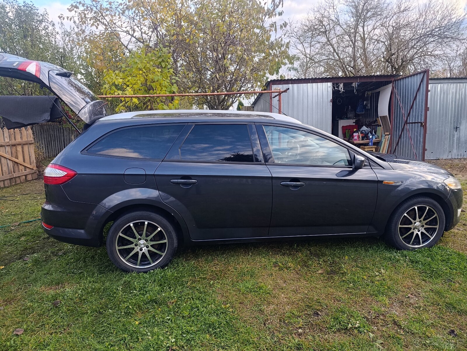 Sprzedam Ford Mondeo MK4 combi 2009 roku - 18