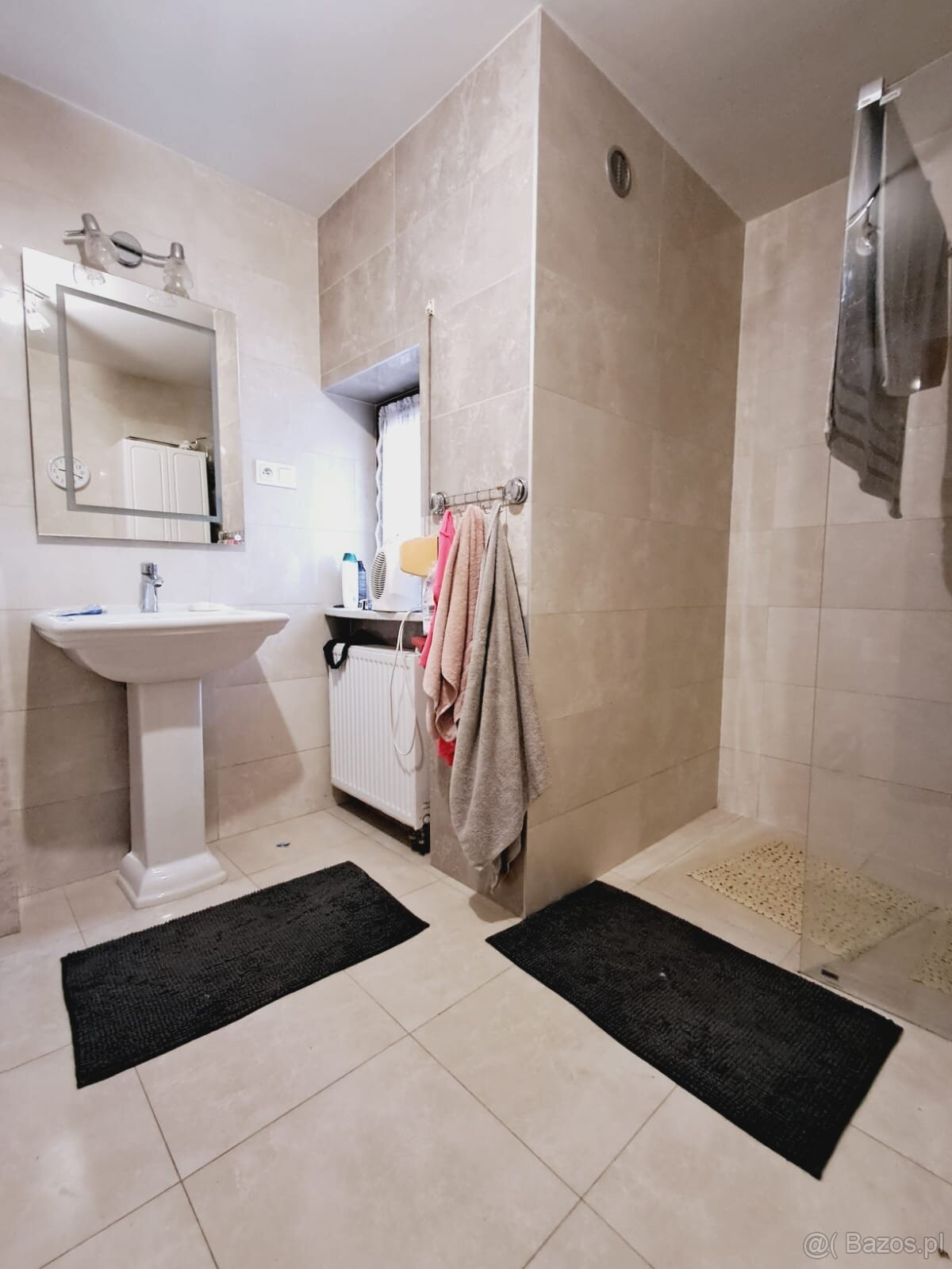 Dom parterowy z użyt. poddaszem o pow. 240 m2,Wolica - 18