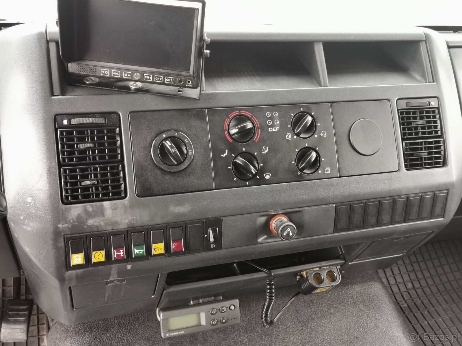 Sprzedam samochód MAN LE 12.220 4X2 BL EURO 3 - 18