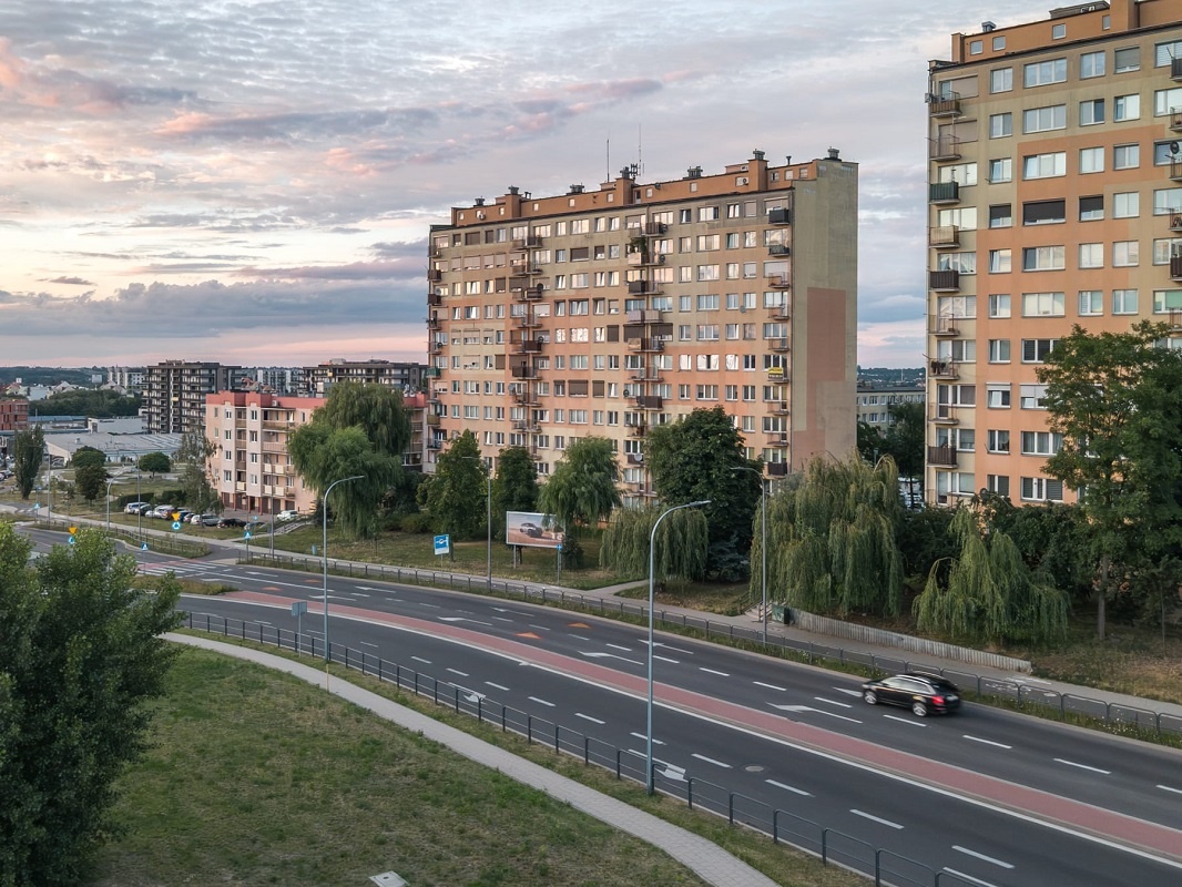 3 pokoje o powierzchni 48m2, balkon, po remoncie, Kalisz - 18