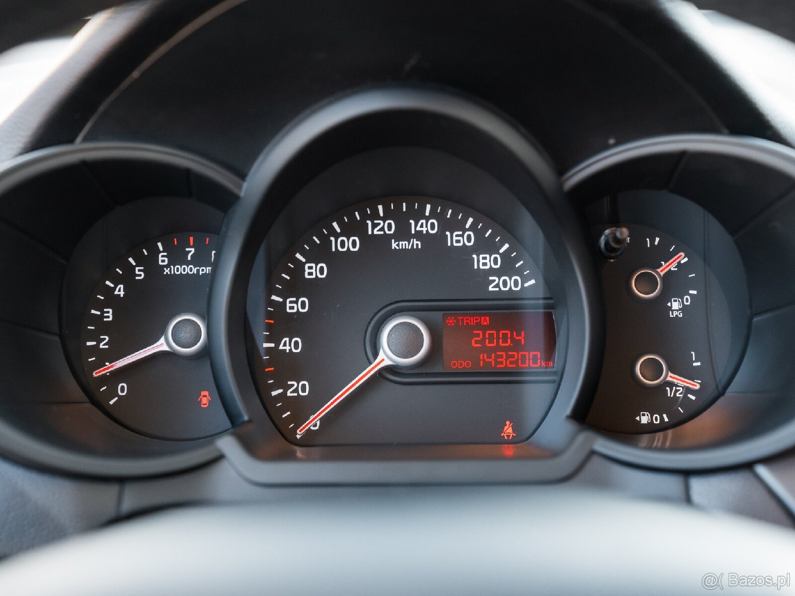 Kia Picanto 2014 rok 1.0 benzyna z gazem - 18