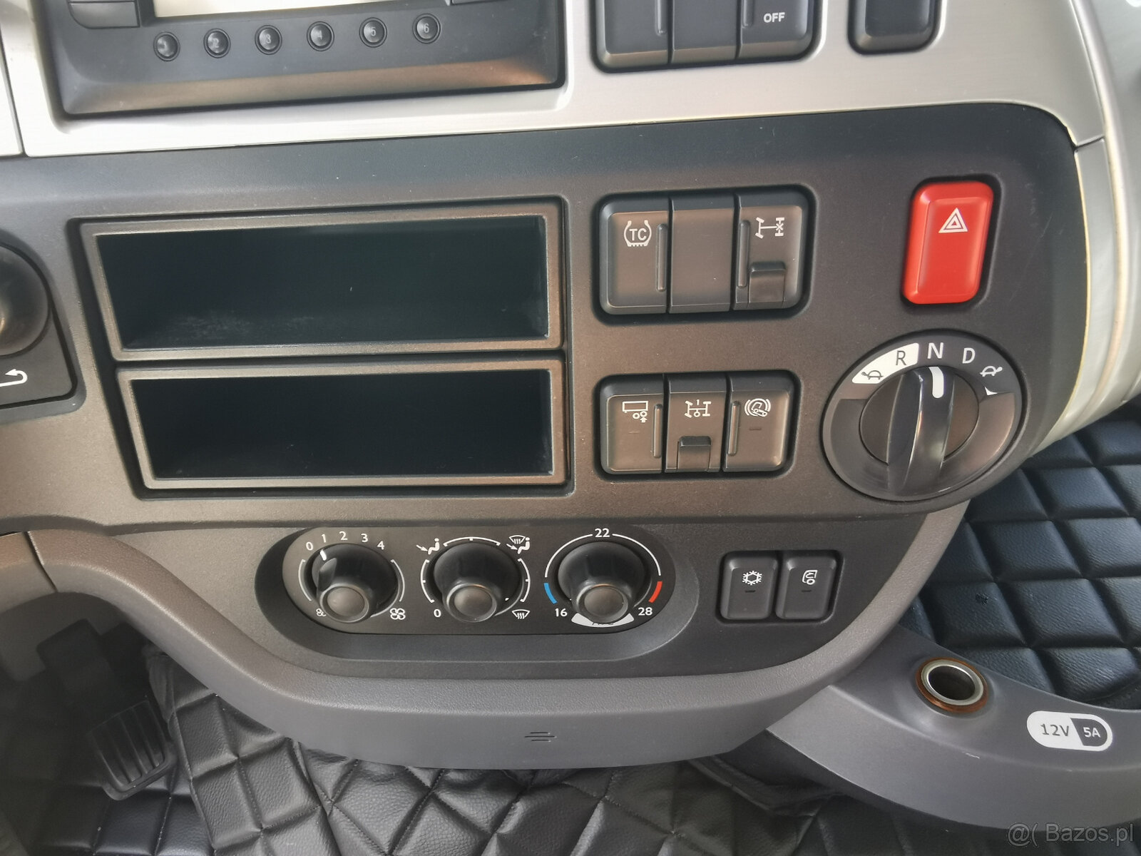 Sprzedaję ciągnik siodłowy DAF XF 510 FT E6 z retarderem - 18