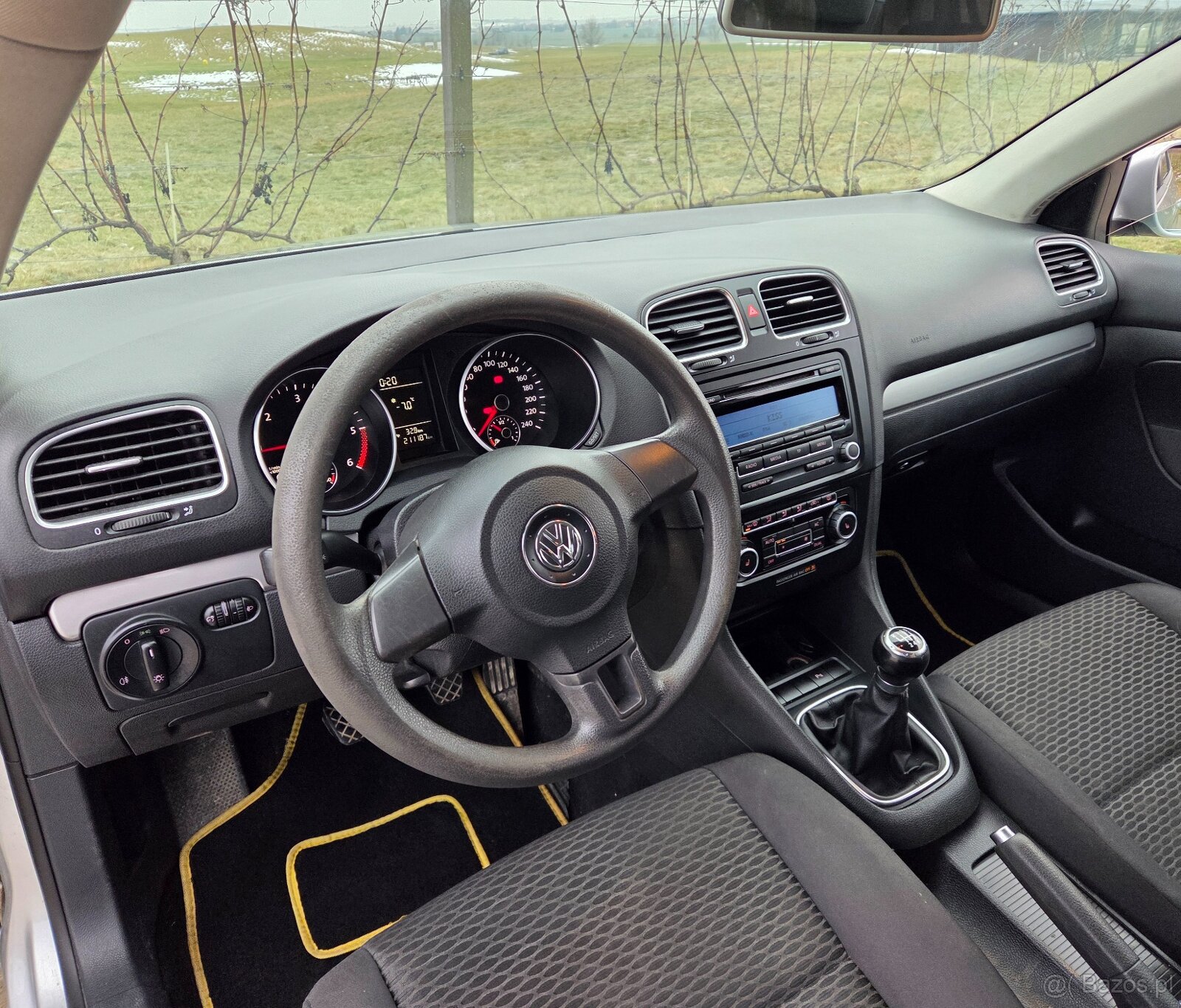 Volkswagen Golf 1.6 TDI 4-Motion R.V.01/2011 - 18