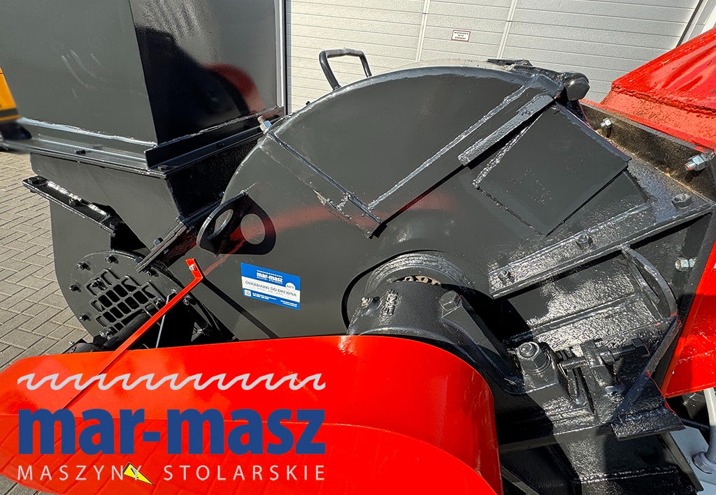 Rębak / Rozdrabniacz do drewna bębnowy - 18