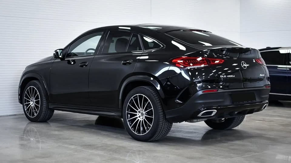 2022 Mercedes-Benz GLE 400d 4Matic Coupe - 18